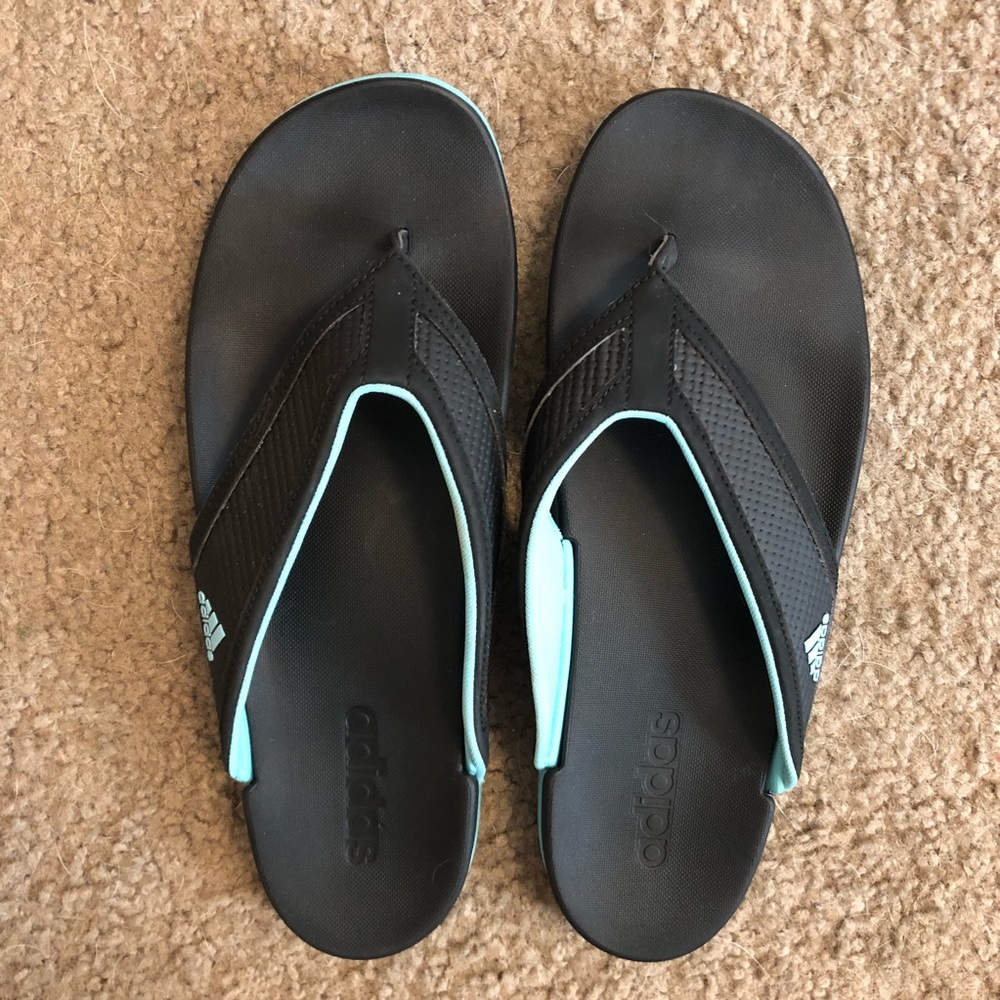 Women’s Size 9 Adidas Sandals